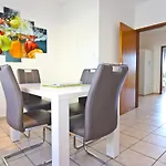 Apartmentwohnungen * הייליגנהאוס