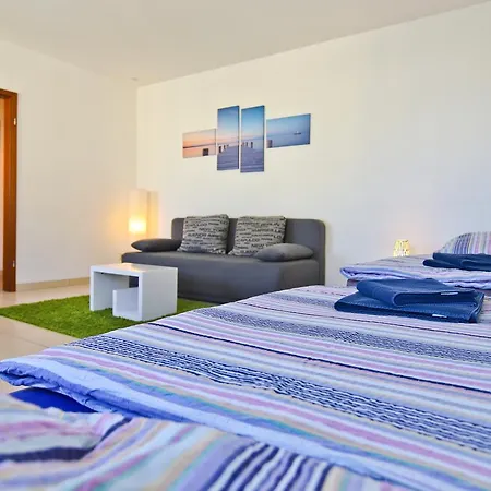 Apartmentwohnungen *